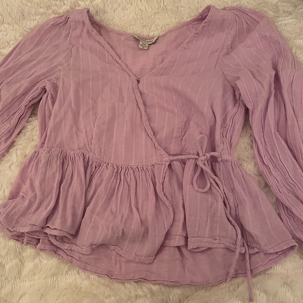 Lilac purple, American Eagle, long sleeve, V-neck top